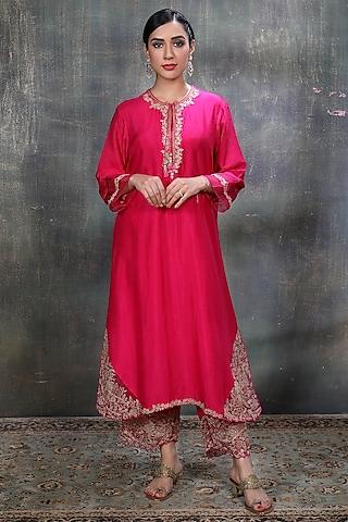 pink kurta set with embroidery
