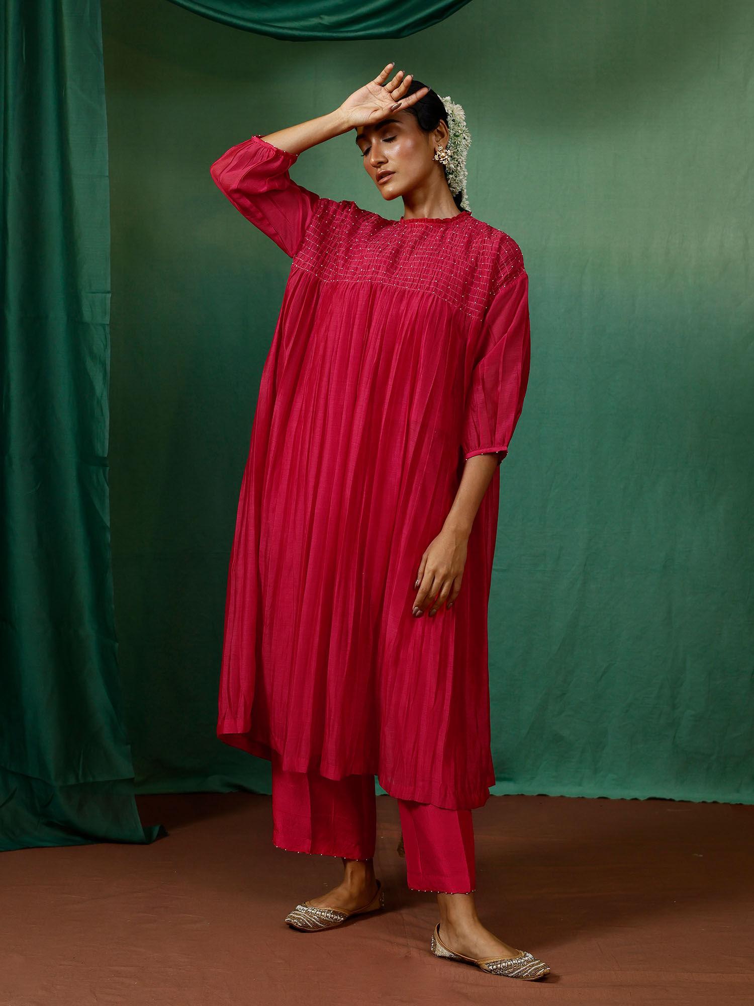 pink kurta with slip and pant (set of 3)