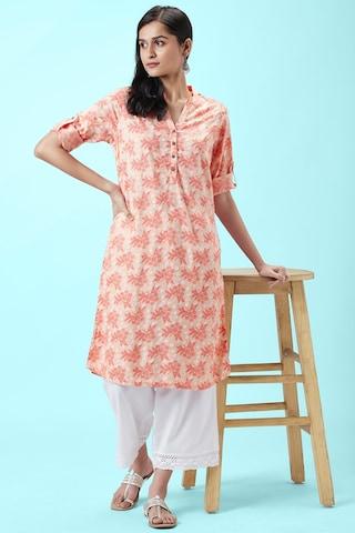 pink print casual mandarin 3/4th sleeves knee length women regular fit kurta