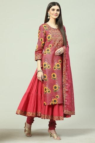 pink print casual round neck 3/4th sleeves women flared fit churidar kurta dupatta set