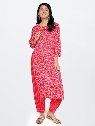 pink print casual round neck 3/4th sleeves women regular fit kurta set