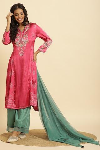 pink print ethnic 3/4th sleeves v neck women regular fit pant kurta dupatta set