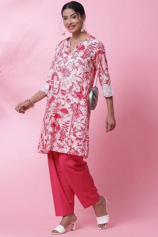 pink printed casual round neck 3/4th sleeves ankle-length women straight fit salwar kurta set