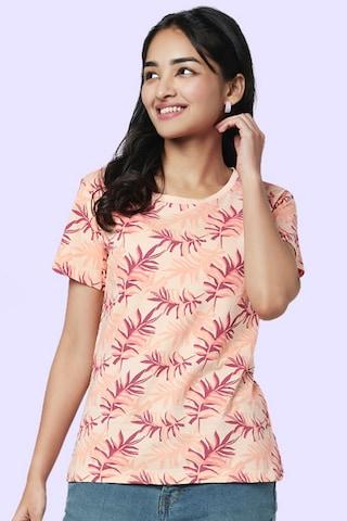 pink printed casual short sleeves round neck women regular fit t-shirt