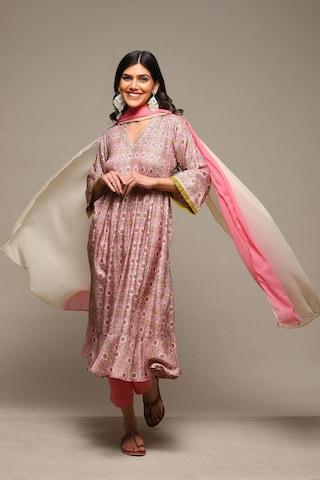 pink printed casual v neck 3/4th sleeves ankle-length women flared fit pant kurta dupatta set