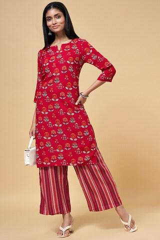 pink printed ethnic rounded v-neck 3/4th sleeves calf-length women regular fit pant kurta set