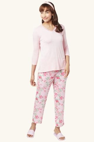 pink printeded v neck 3/4th sleeves women comfort fit t-shirt & pyjama set