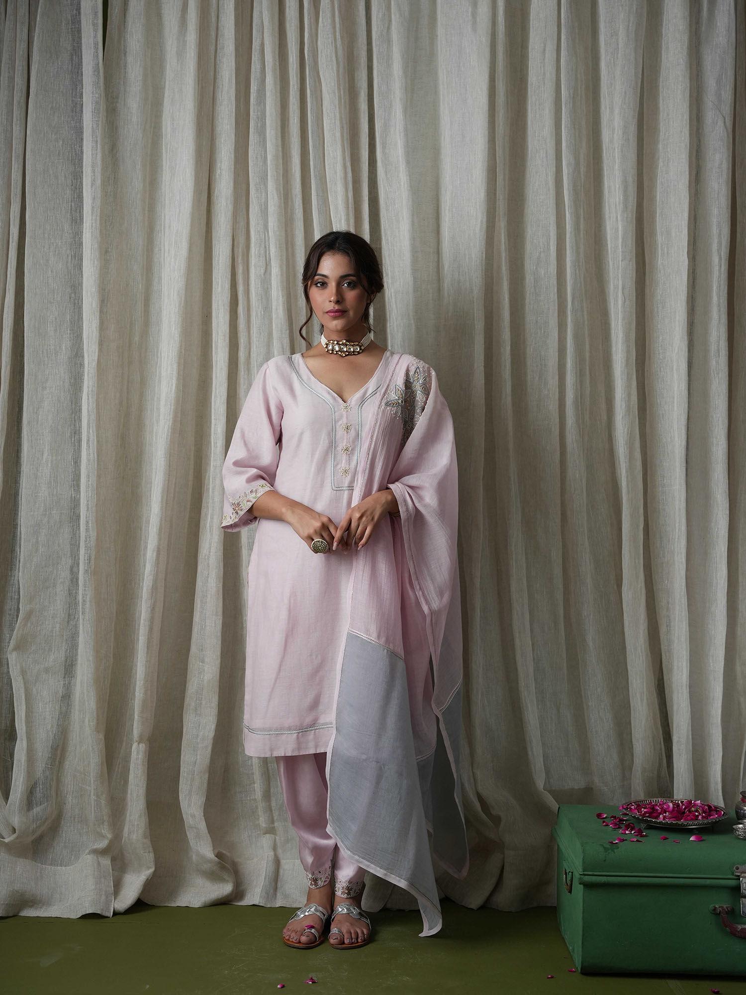 pink resham and thread work salwar suit (set of 3)
