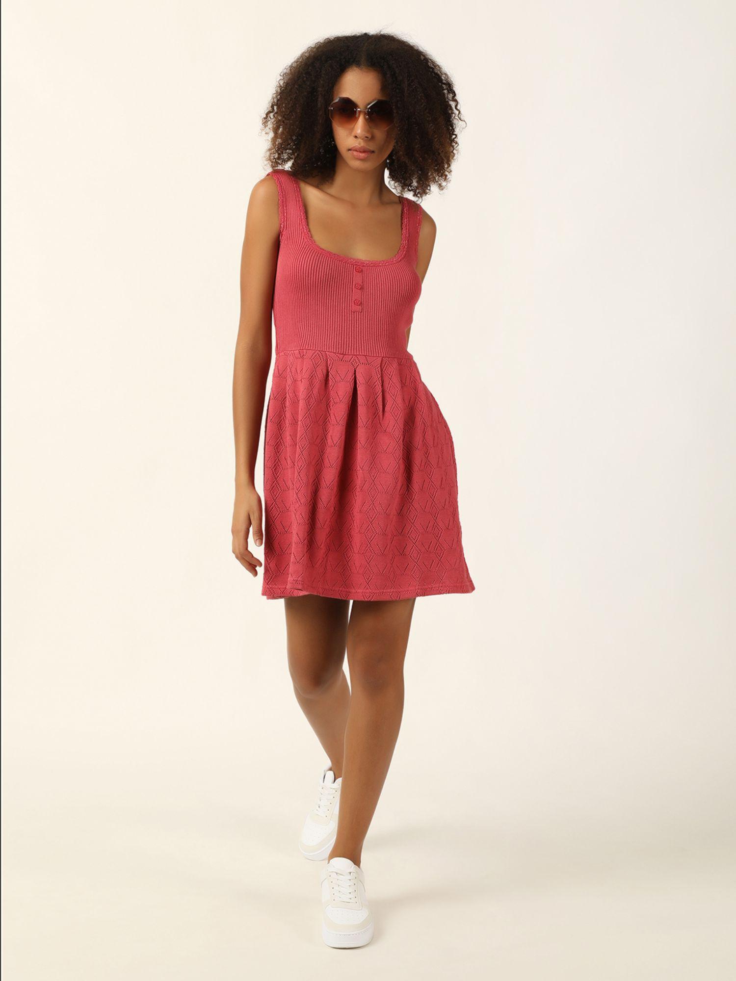 pink scoop neck dresses