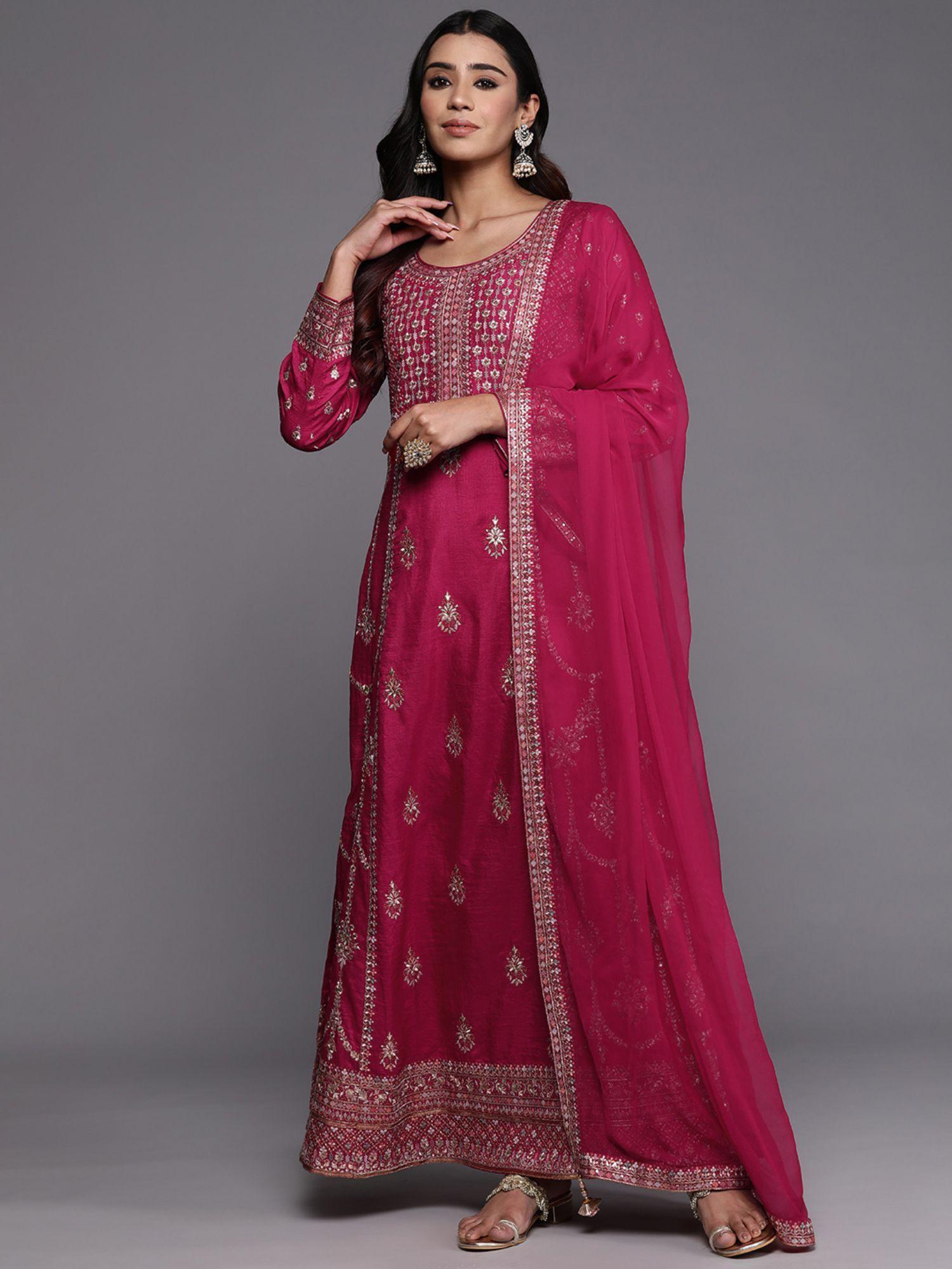 pink silk blend embroidered kurta with trousers and dupatta (set of 3)
