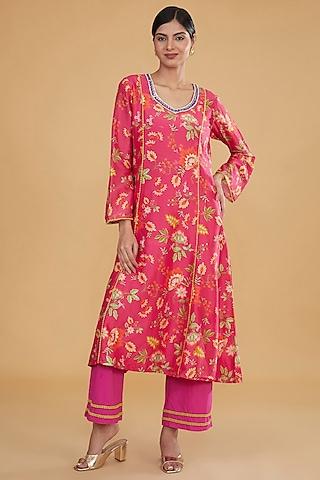 pink silk chanderi digital printed & hand embroidered kurta set