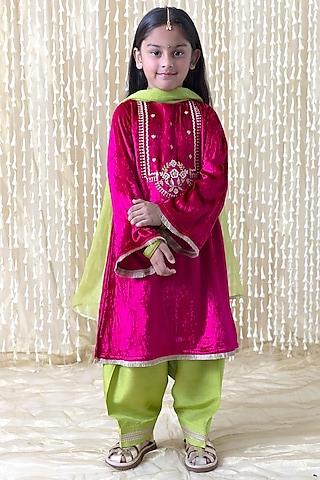 pink soft velvet floral & thread embroidered kurta set for girls