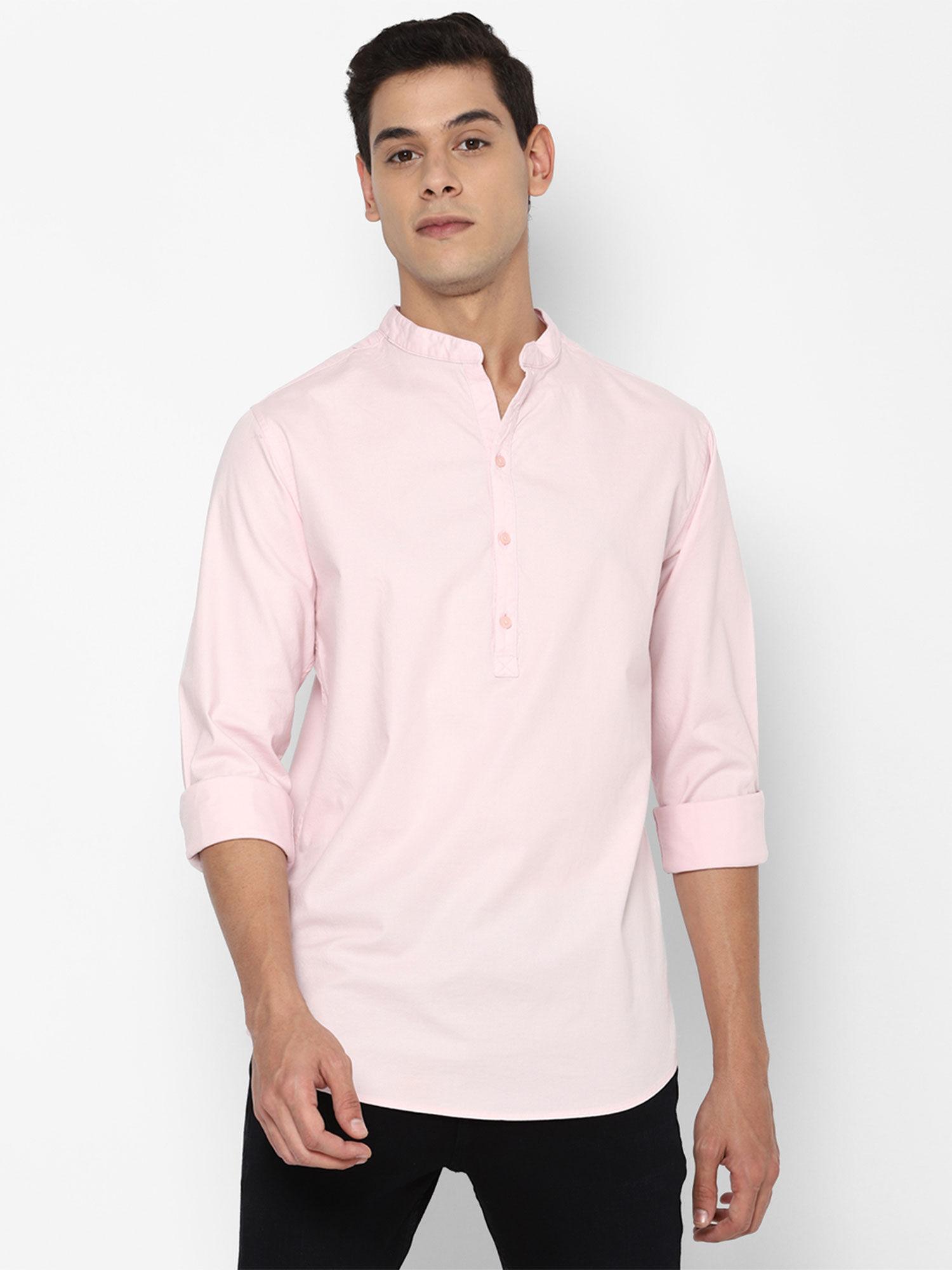 pink solid slim-fit shirt