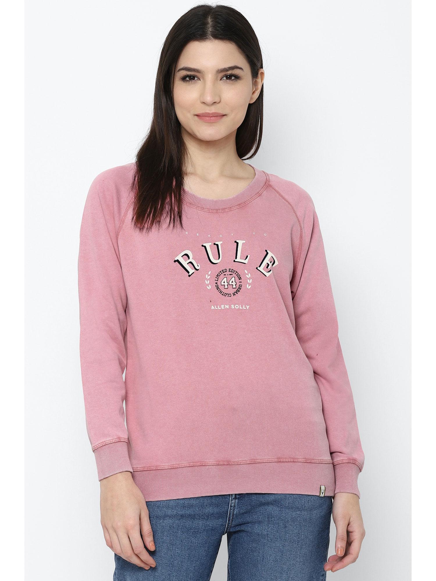 pink sweatshirt