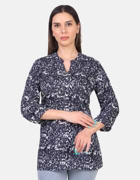 pintuck printed tunic with button closure