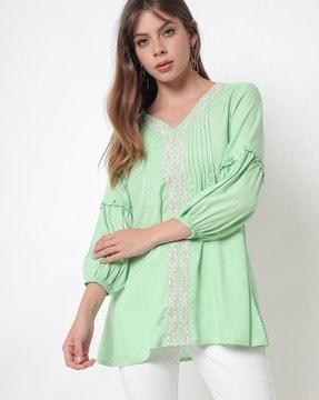 pintuck v-neck shirt with embroidery