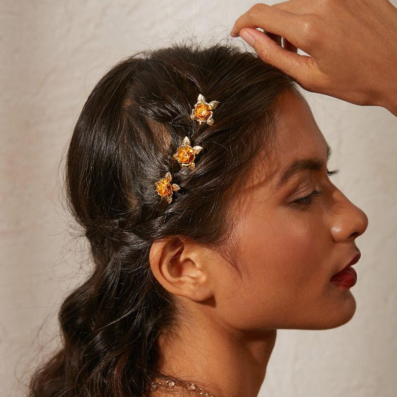 pipa bella by nykaa fashion gold rosalia hairpin