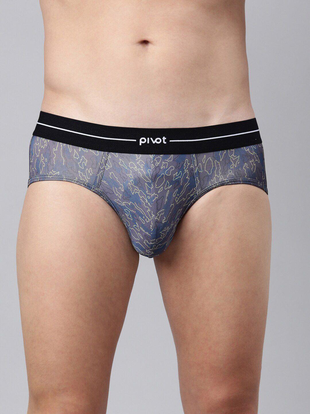 pivot men mid-rise abstract printed basic briefs