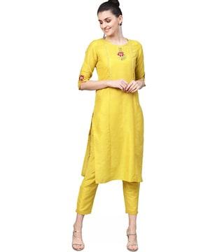 placement-embroidered straight kurta with pants