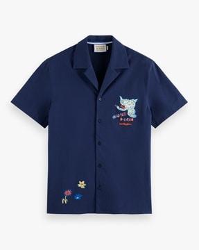 placement embroidery artwork shirt