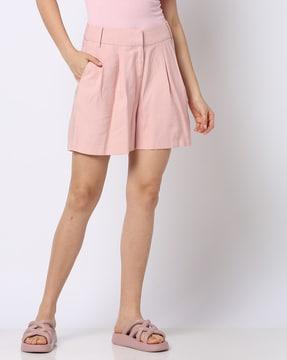 pleat-front city shorts with insert pockets