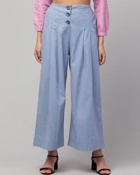 pleat-front pants with buttons closure