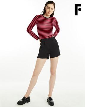 pleat-front shorts with stud accent