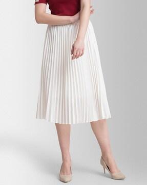 pleated flared skirt