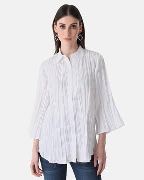 pleated shirt with spread collar