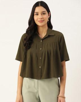 pleated shirt with spread collar