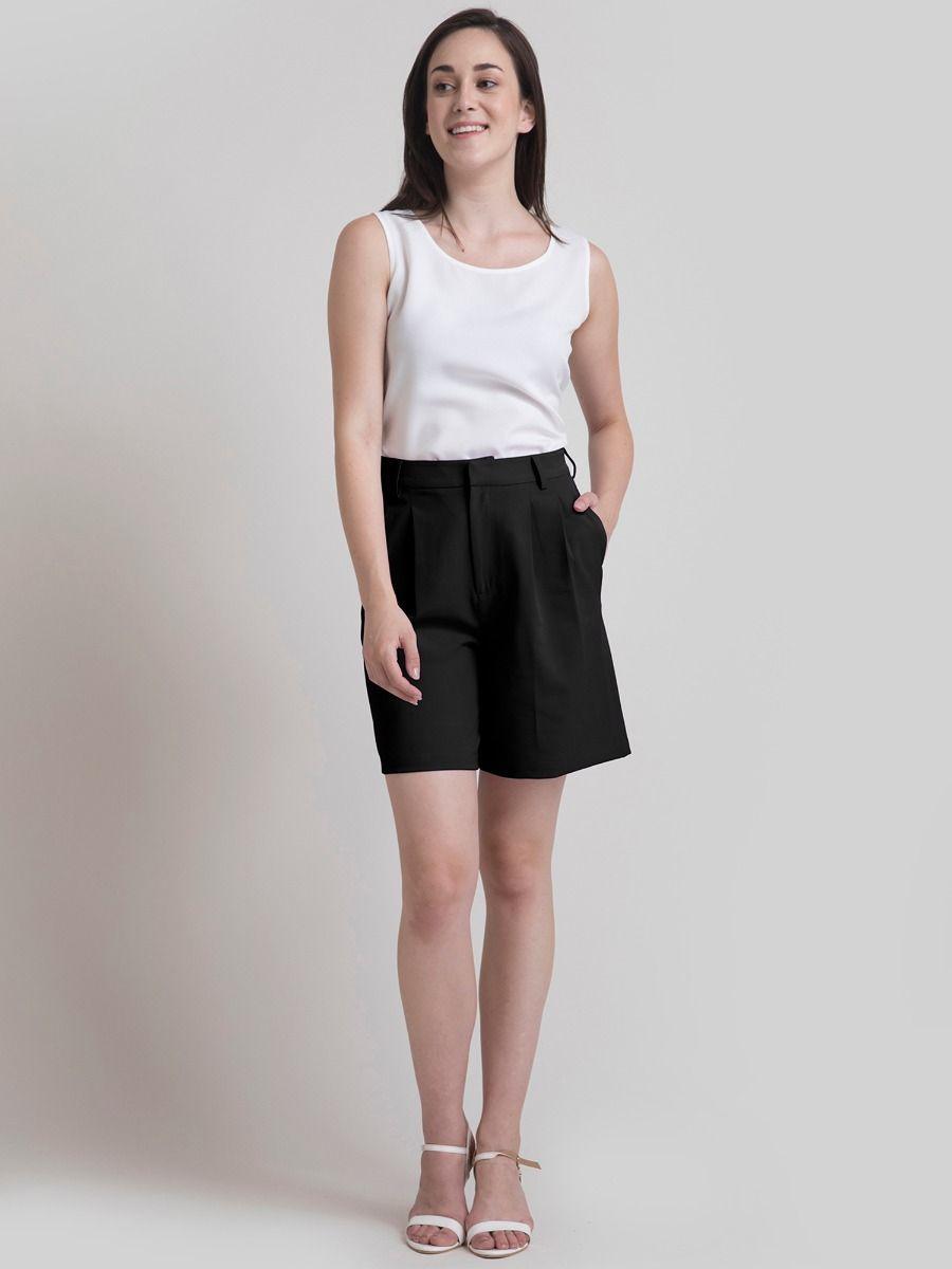 pleated solid shorts - black