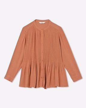 pleated top with band collar