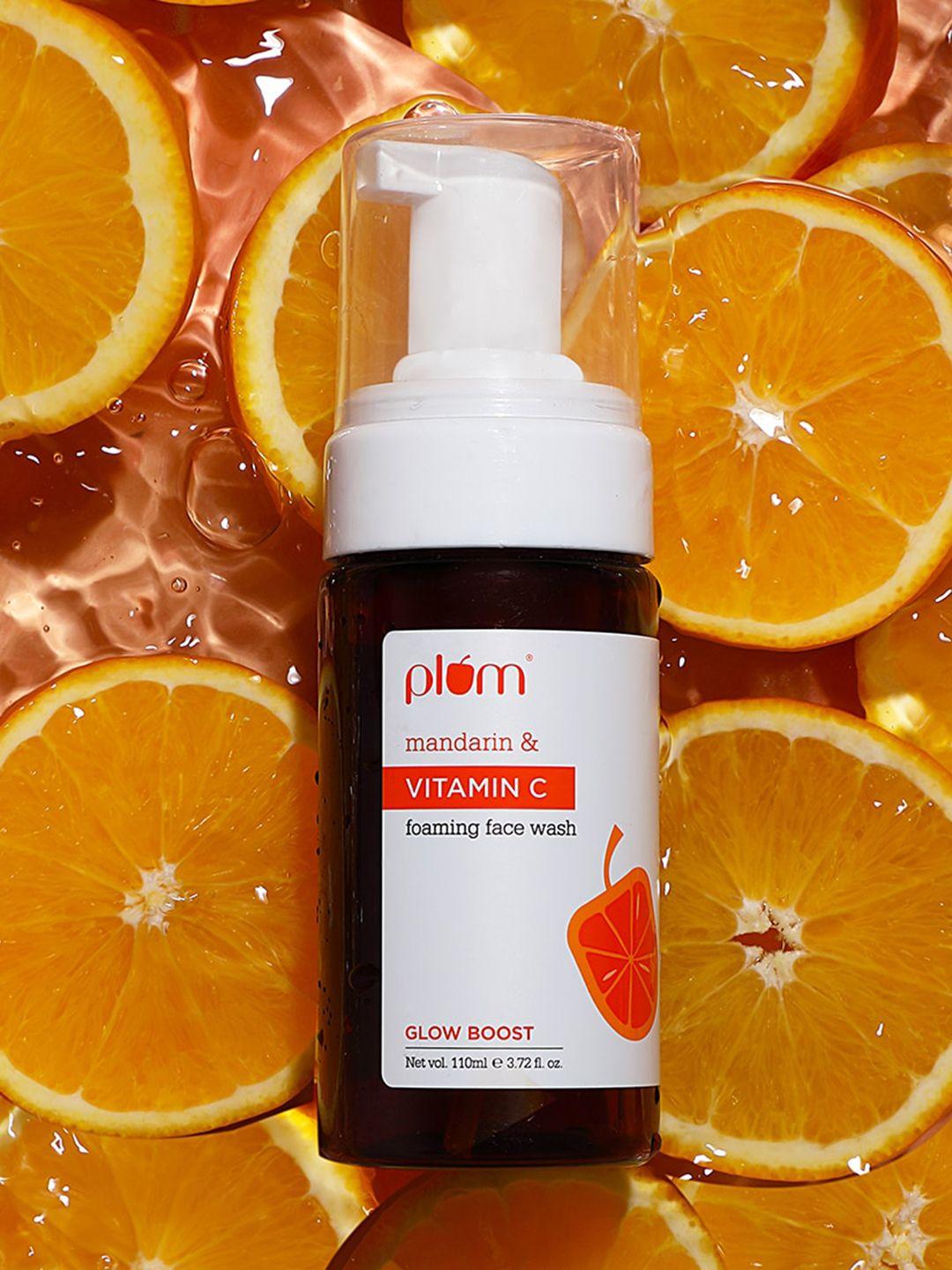 plum glow boost foaming face wash with mandarin & vitamin c 110 ml