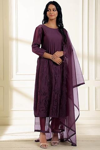 plum embroidered kurta set