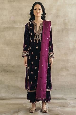 plum silk velvet embroidered kurta set