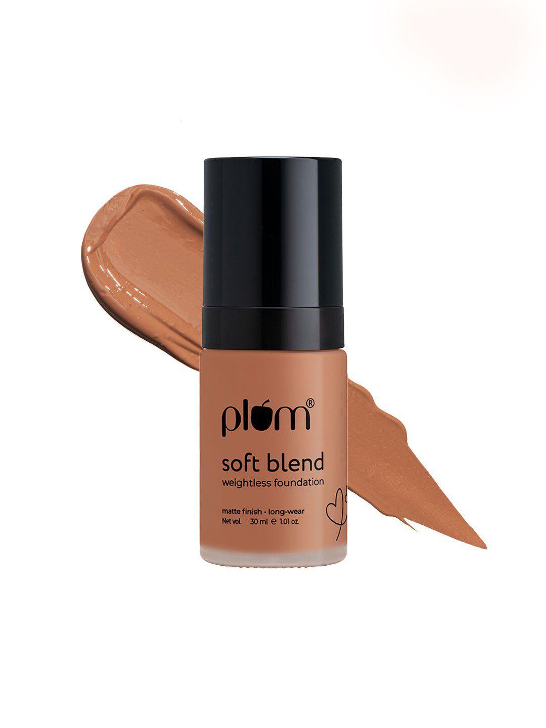 plum soft blend long wear matte finish weightless foundation 30ml - divine dusk 135n