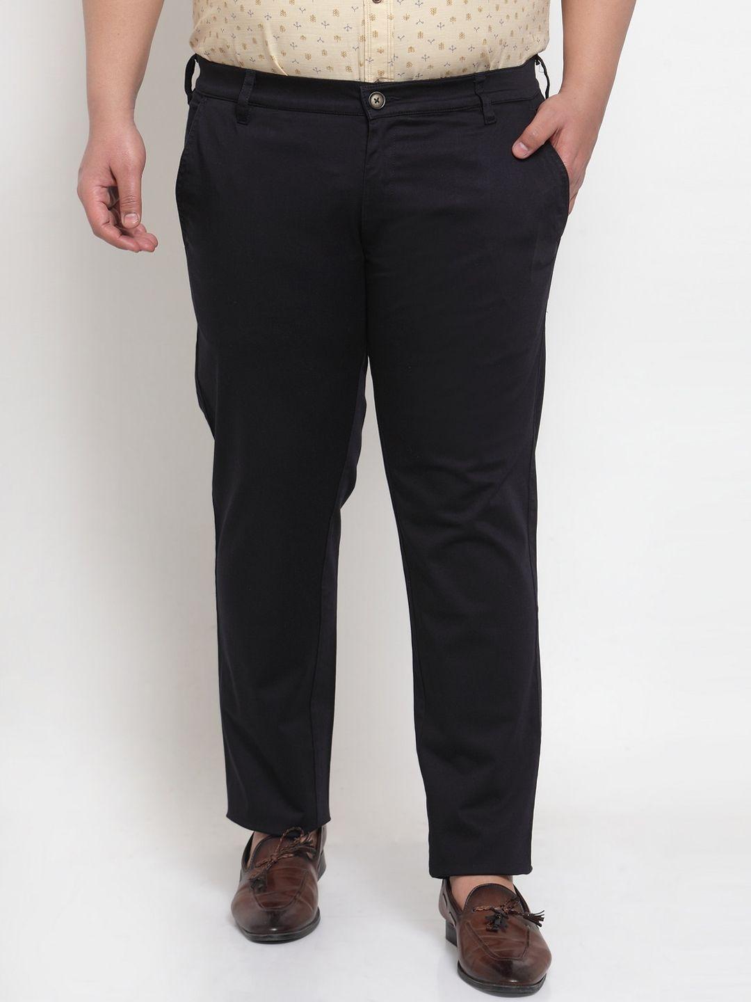 pluss men navy blue regular fit solid chinos