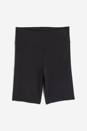 pocket-detail cycling shorts