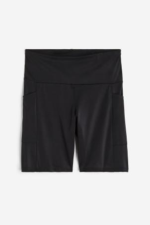 pocket-detail cycling shorts