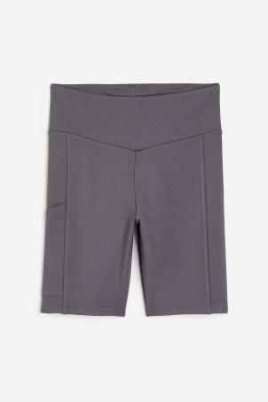 pocket-detail cycling shorts
