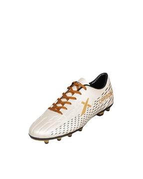 pointed-toe lace-up football shoes