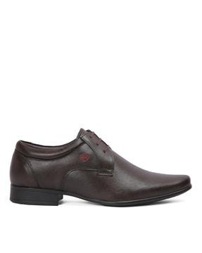 pointed-toe lace-up derbys