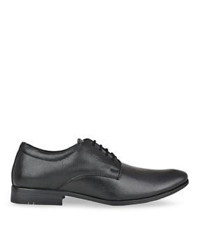 pointed-toe slip-on derbys with lace fastening