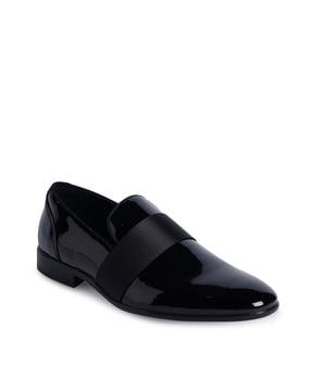 pointed-toe slip-on formal shoes