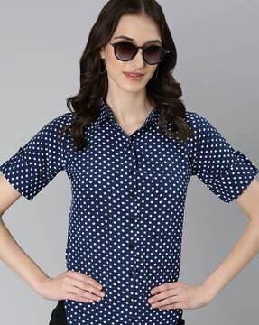 polka-dot shirt with spread collar