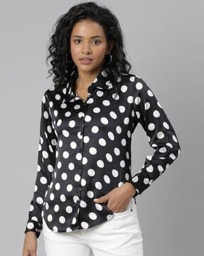 polka-dot shirt with spread collar