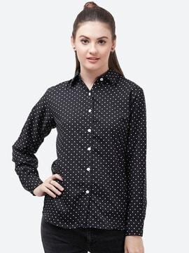 polka-dot shirt