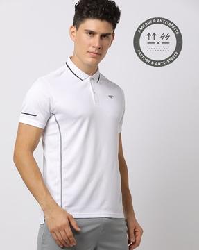 polo t-shirt with contrast tipping collar