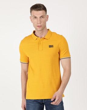 polo t-shirt with vented hems