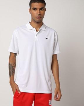 polo t-shirt with cutaway collar